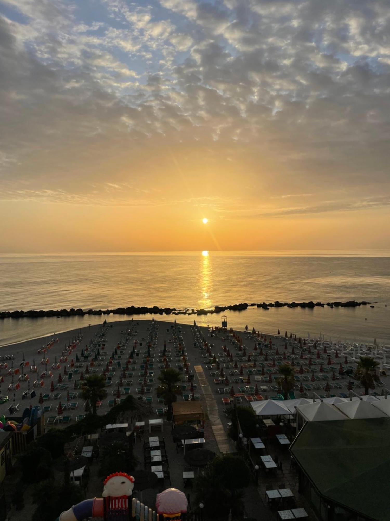 Ferienwohnung Il Balcone Sul Mare Porto Recanati Exterior foto